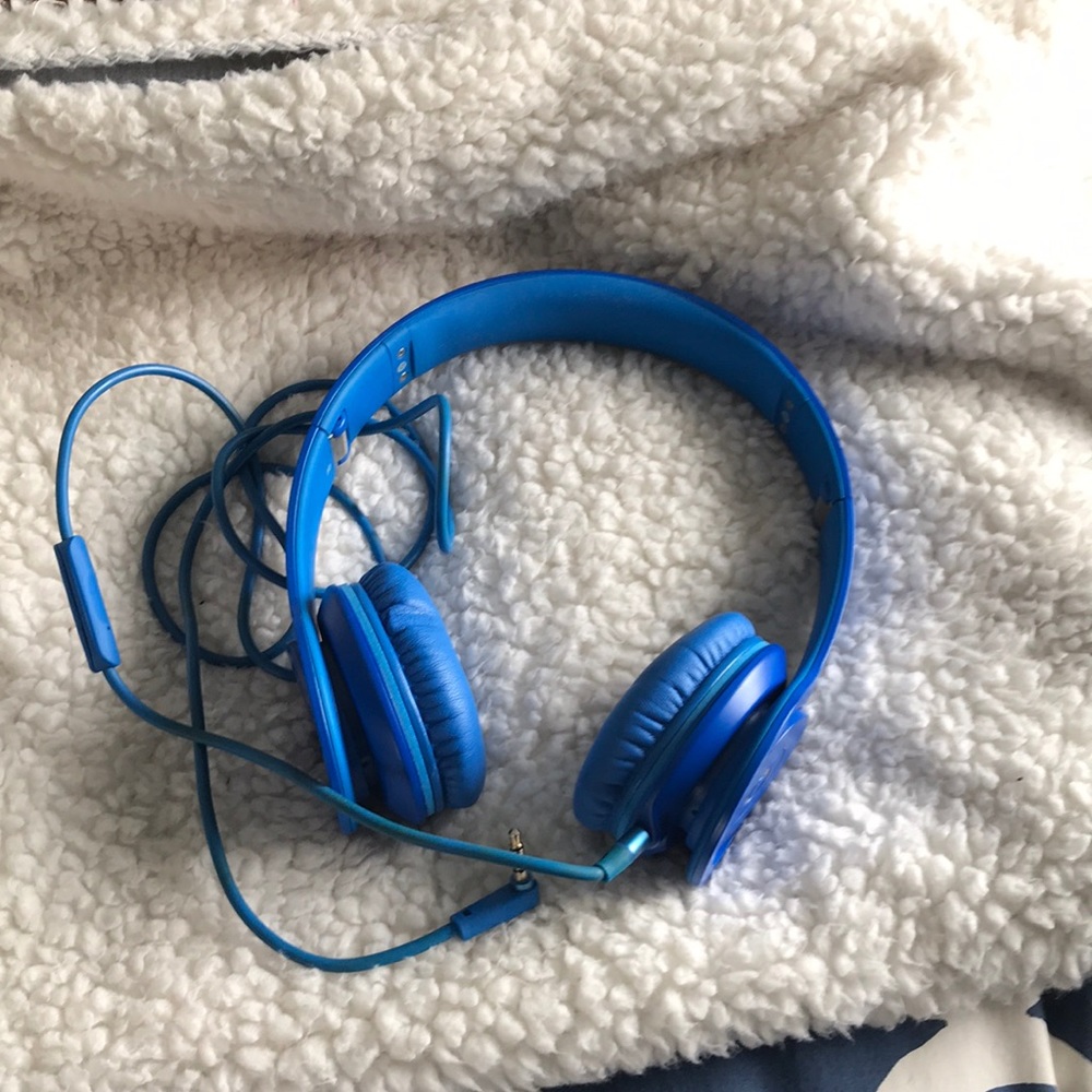 BEATS HEADPHONES
